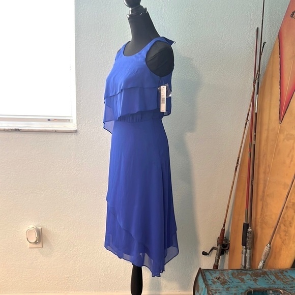 NWT,Antonio Melani, Gorgeous Softly-Layered Dress, (MSRP $170), Size 0 - Picture 3 of 14